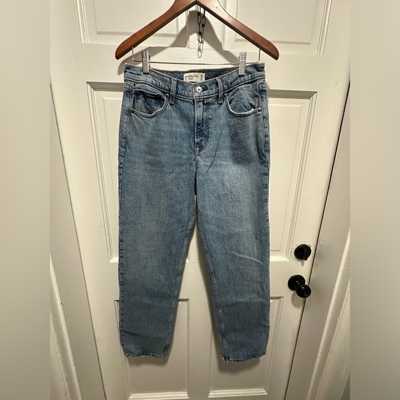 Abercrombie & Fitch Mid Rise Straight Vintage Wash Denim Jeans 28 - Picture 3 of 6